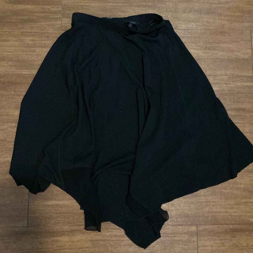 CLOSET CLEAR OUT SALE - Banana Republic black skirt size 00